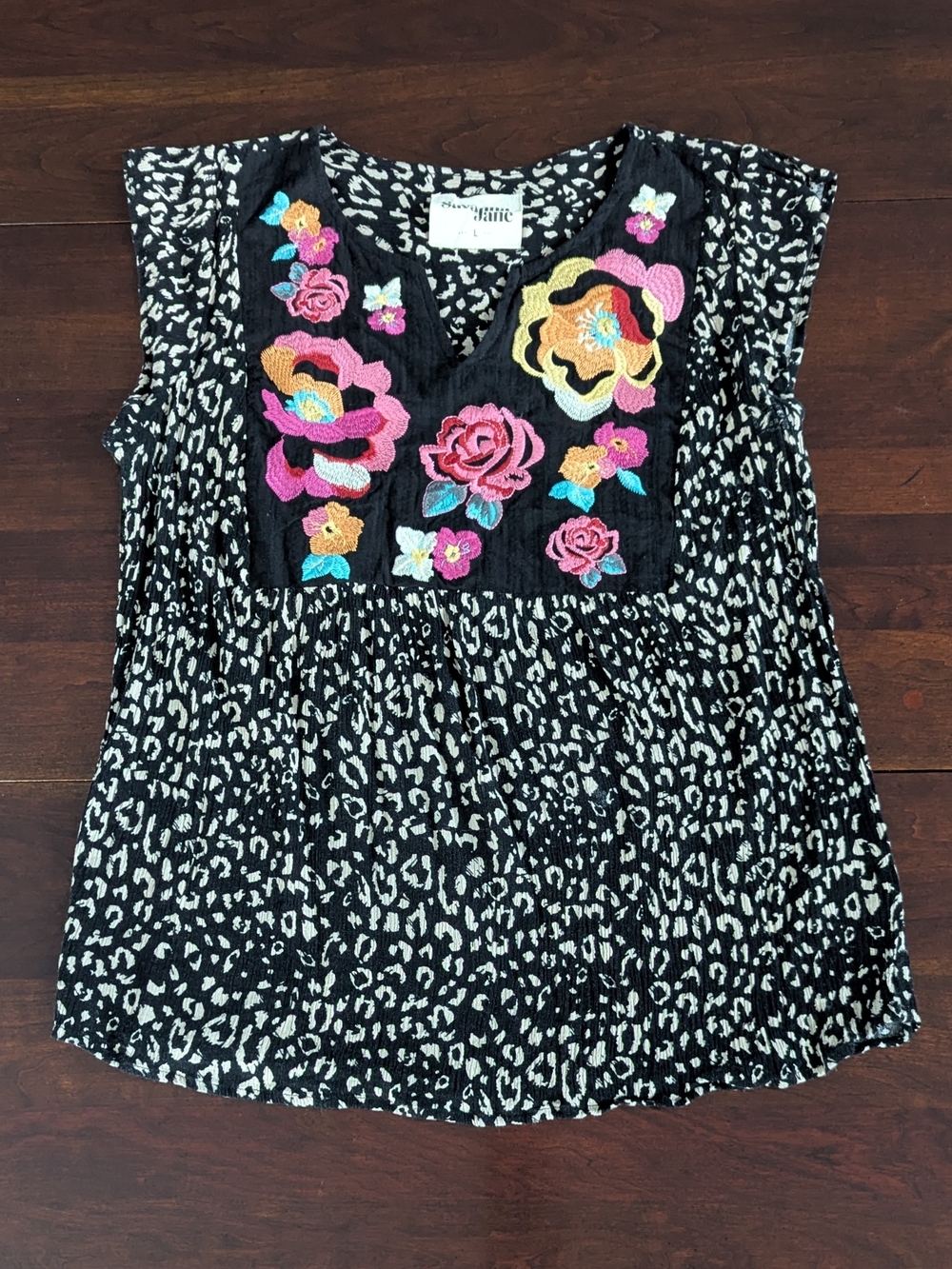 Savanna Jane L Black Cheetah Print Floral Embroidered Top Flutter Sleeve Boho